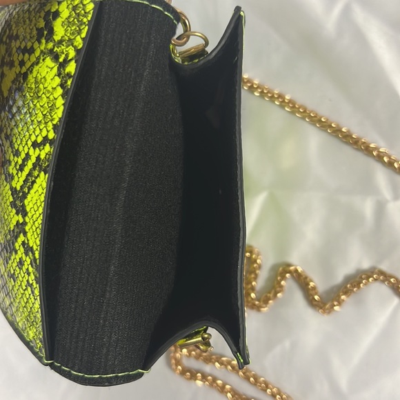 neon yellow snake print heels with matching purse shoes size 7 - Picture 7 of 7